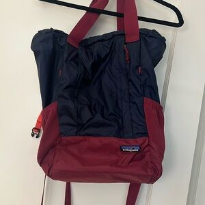 Patagonia lightweight travel tote pack